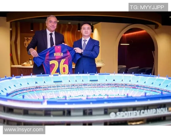 五大足球明星的传奇故事与他们对足球的影响力分析